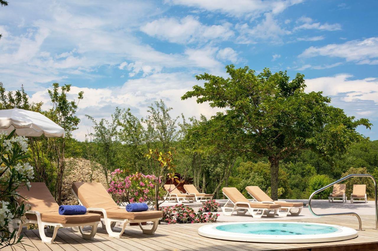 Logis Auberge Les Murets Hotel Restaurant Spa Chandolas Zewnętrze zdjęcie