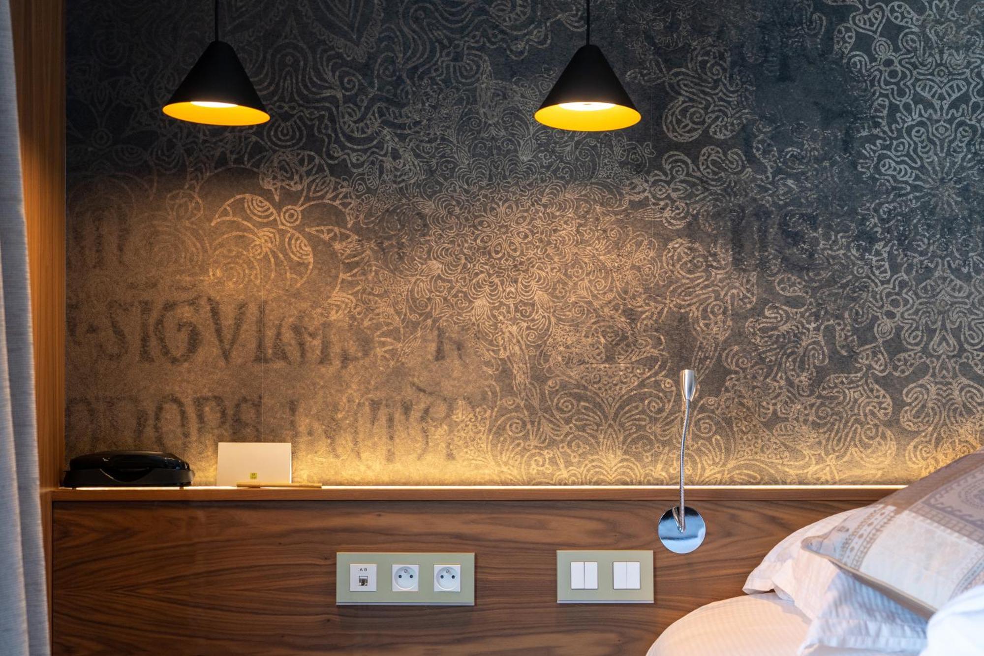 Logis Auberge Les Murets Hotel Restaurant Spa Chandolas Zewnętrze zdjęcie