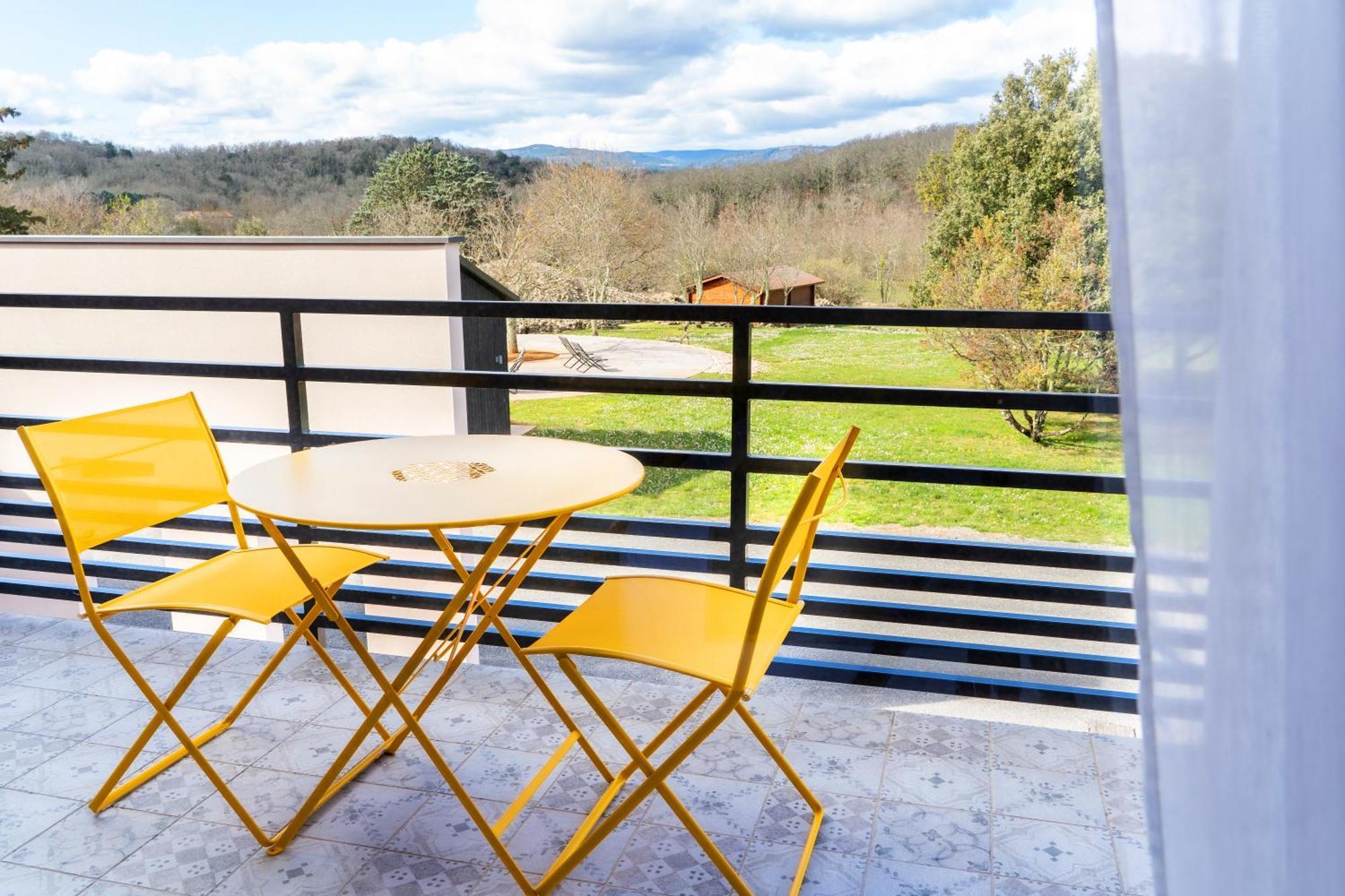 Logis Auberge Les Murets Hotel Restaurant Spa Chandolas Zewnętrze zdjęcie